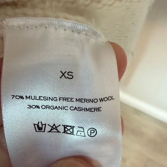 🌿 ALMADA LABEL 🌿 Aria Cardigan, cream 
XS $663 SOLD OUT! - Picture 10 of 13